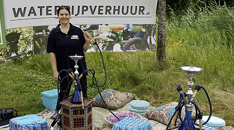 Huren van een aantal kleden waterpijpen
